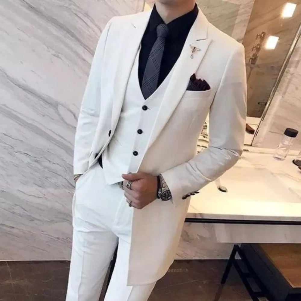 The Ultimate Guide to White Suits for Men: Elevating Your Style Game
