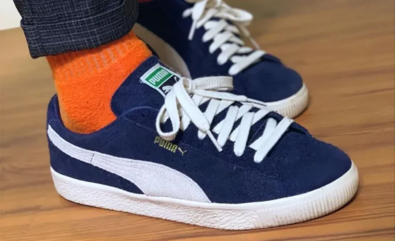 navy sneakers